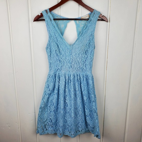 Altar'd State Lovely Powder Blue Jr XS Racer Keyhole Back Lace Lined MIni Dress - Picture 2 of 11